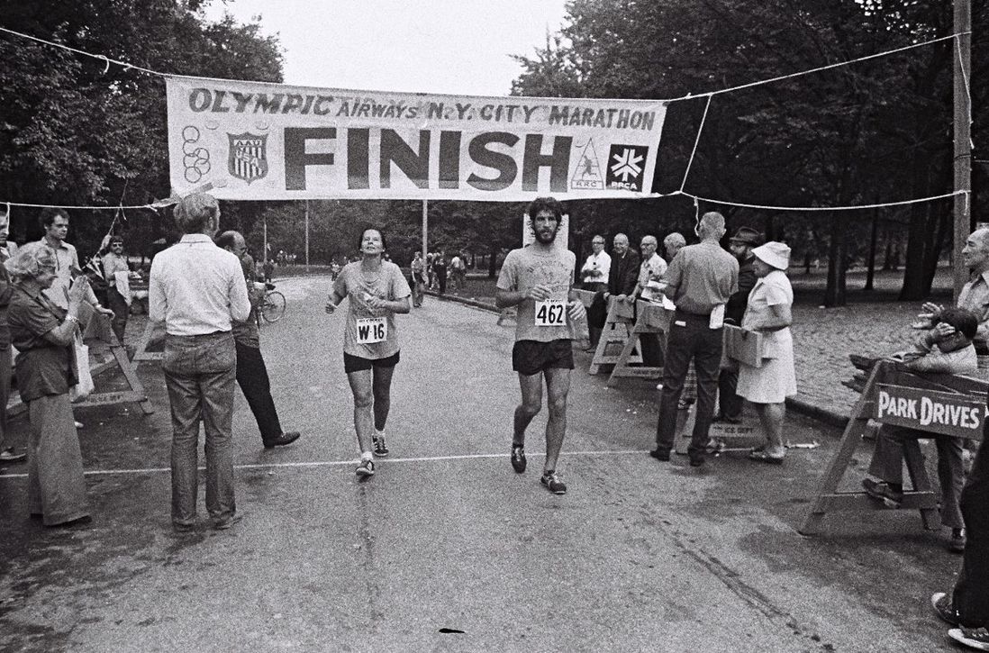 At the finish line of the 1974 marathon. (Ruth Orkin/(Ruth Orkin/<a href="http://www.orkinphoto.com/">Ruth Orkin Photo Archive</a>)